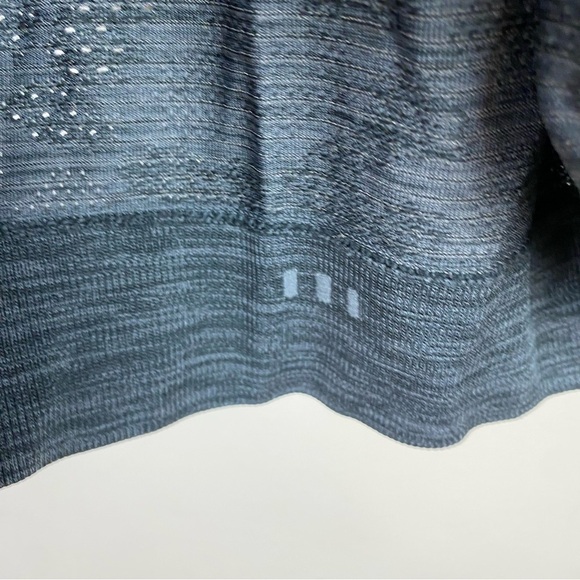 Lululemon Breeze By Long Sleeve Polar Spots Titanium / Black - Picture 3 of 5